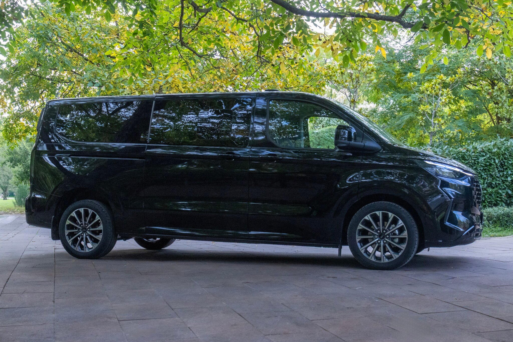 Ford Tourneo Custom Bus Titanium L2H1