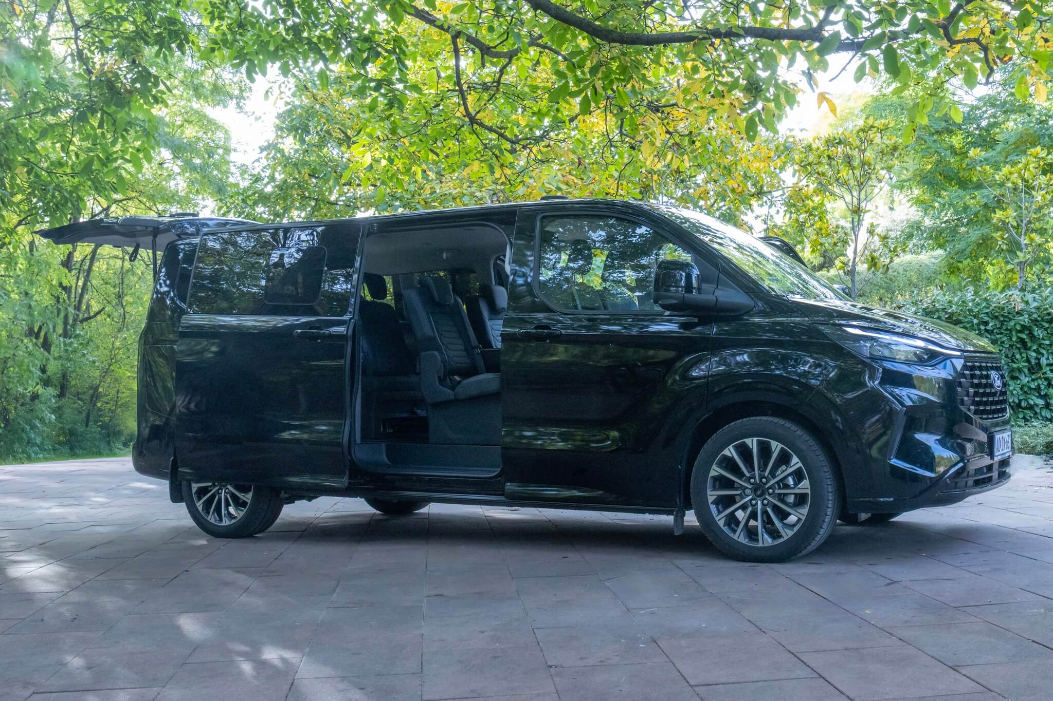 Ford Tourneo Custom Bus Titanium L2H1
