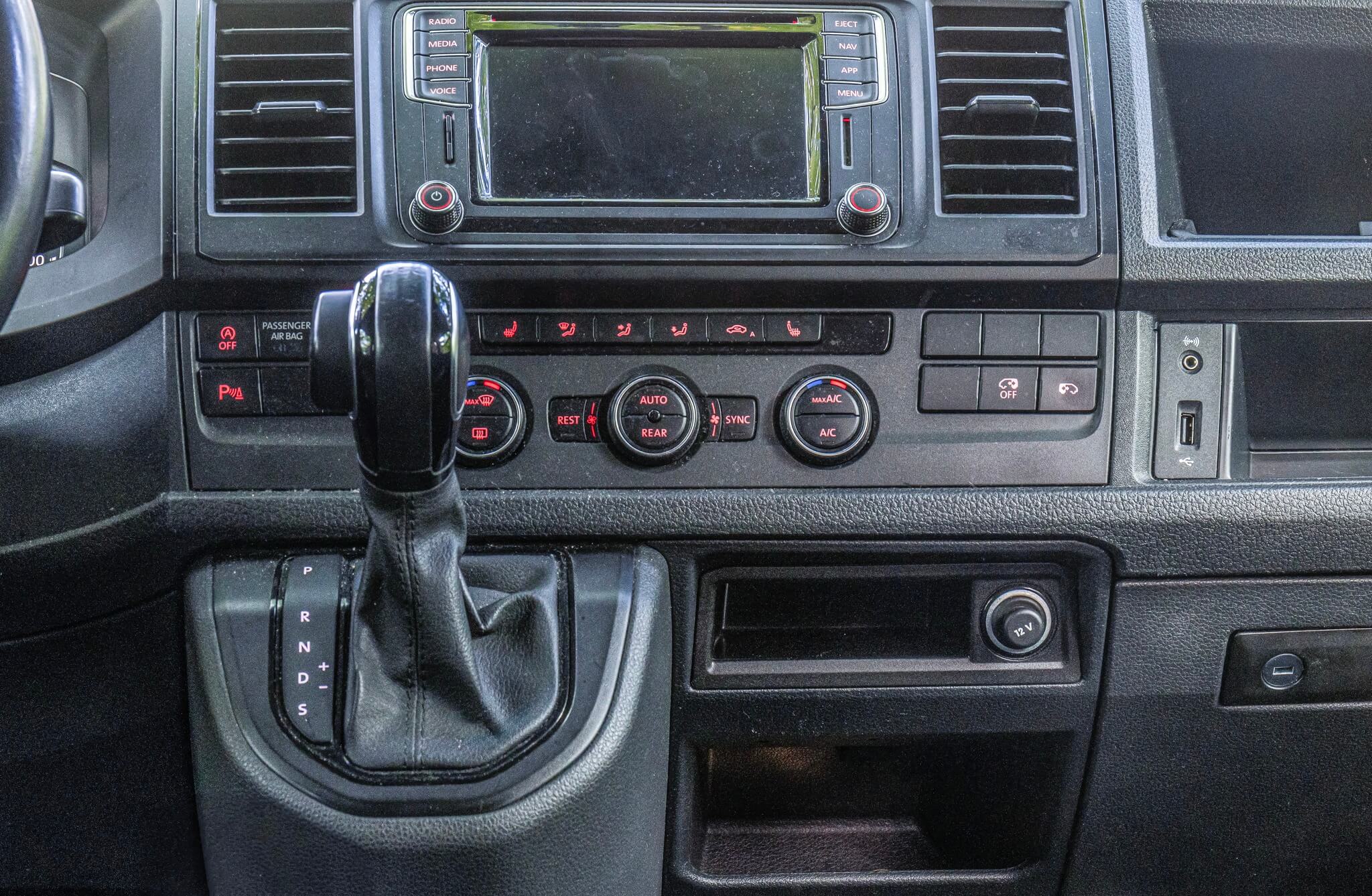 VW Caravelle T6 2.0 TDI